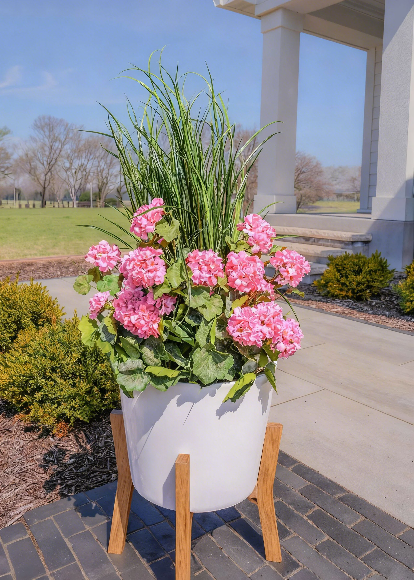 Pink Fake Geranium Indoor/Outdoor Water Resistant Bush - 22" - Image 2